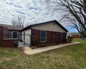 1171 E Carnaby Street, Bloomington, IN 47401