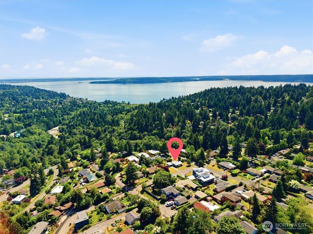 16604 11th Avenue SW, Burien, WA 98166