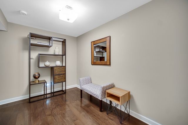 1066 SHERMER Road 11, Northbrook, IL 60062