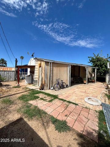 5207 N Black Canyon Highway 18, Phoenix, AZ 85015