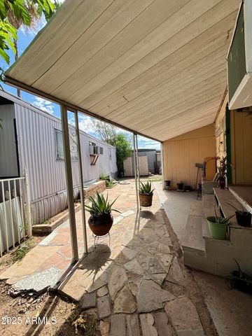 5207 N Black Canyon Highway 18, Phoenix, AZ 85015