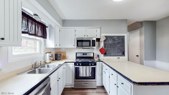 3415 Hanover Drive, Kent, OH 44240