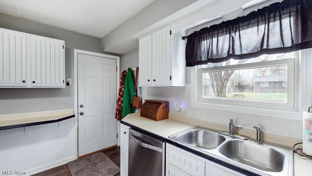 3415 Hanover Drive, Kent, OH 44240