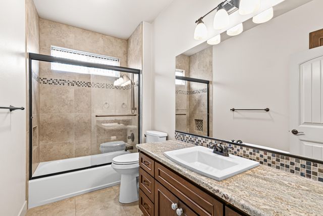 545 Bridge Creek Drive, Central Point, OR 97502