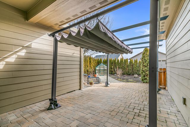 545 Bridge Creek Drive, Central Point, OR 97502