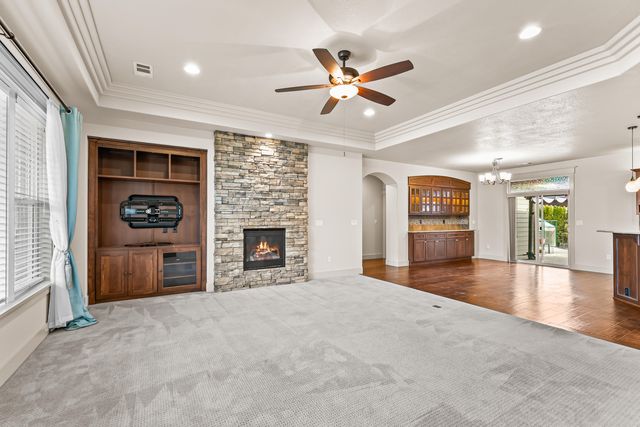 545 Bridge Creek Drive, Central Point, OR 97502