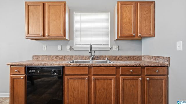 5223 GAYLE LANE, Hueytown, AL 35023
