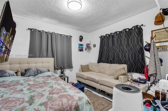 3601 SW 2nd St 3601, Miami, FL 33135