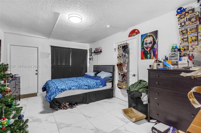 3601 SW 2nd St 3601, Miami, FL 33135