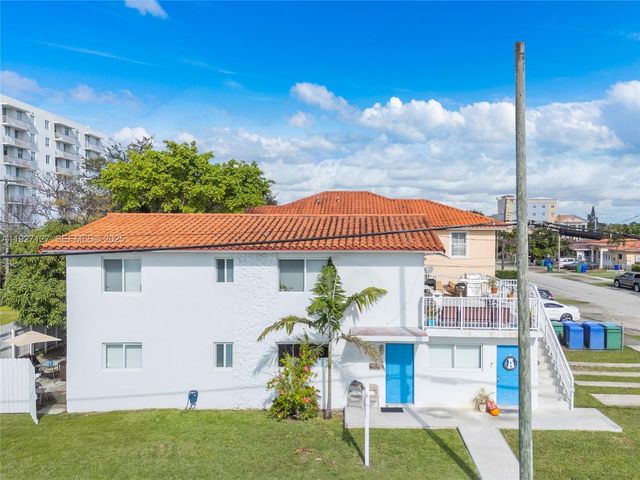 3601 SW 2nd St 3601, Miami, FL 33135