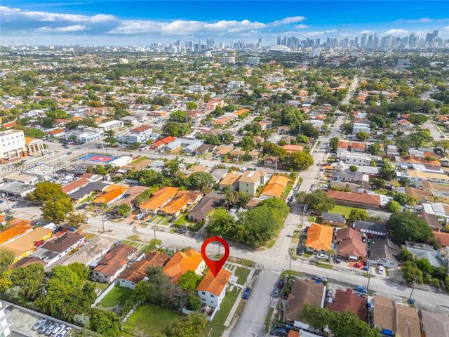 3601 SW 2nd St 3601, Miami, FL 33135