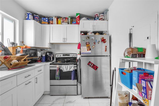 3601 SW 2nd St 3601, Miami, FL 33135