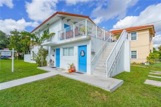 3601 SW 2nd St 3601, Miami, FL 33135