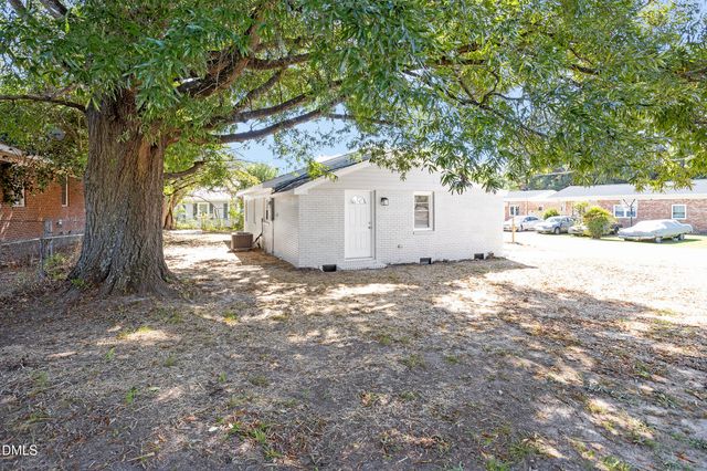 604 E Townsend Street, Dunn, NC 28334