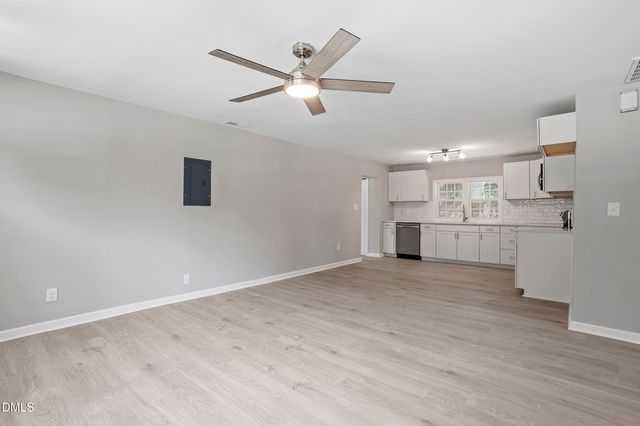 604 E Townsend Street, Dunn, NC 28334