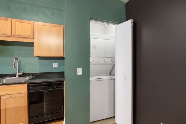 20 N State Street 611, Chicago, IL 60602