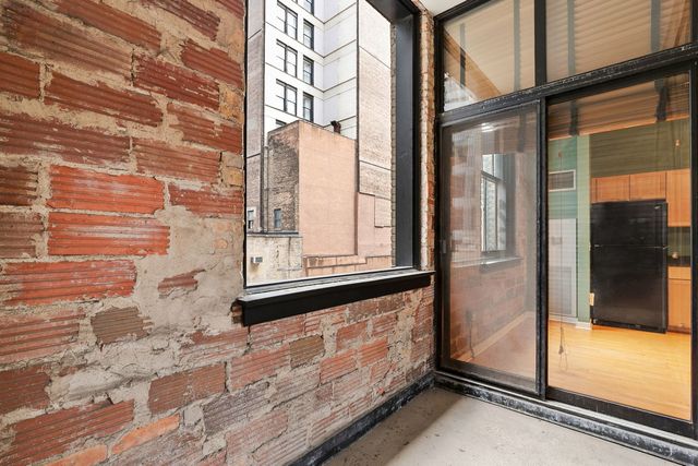 20 N State Street 611, Chicago, IL 60602