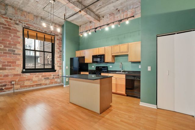 20 N State Street 611, Chicago, IL 60602