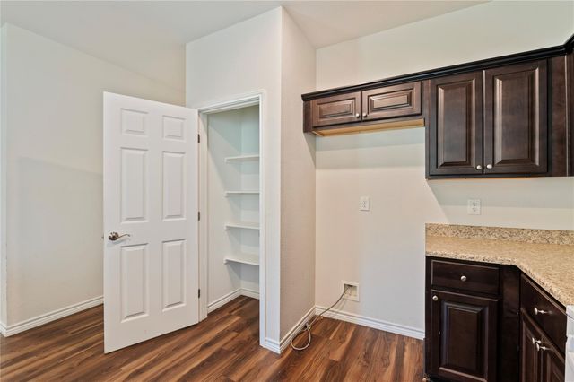 1125 Lake Road, La Marque, TX 77568