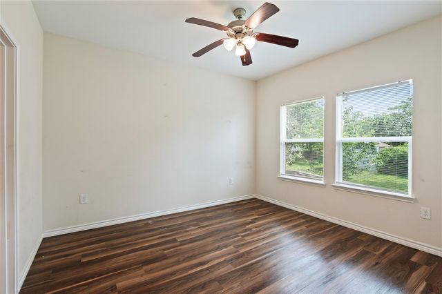 1125 Lake Road, La Marque, TX 77568