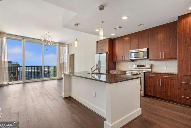 1080 Peachtree Street NE 3304, Atlanta, GA 30309