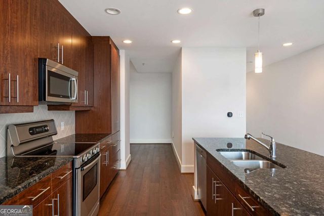 1080 Peachtree Street NE 3304, Atlanta, GA 30309