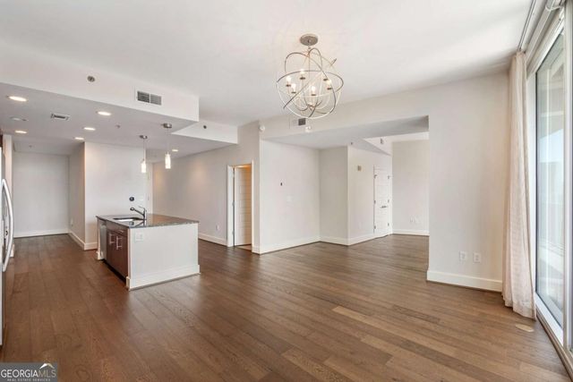 1080 Peachtree Street NE 3304, Atlanta, GA 30309