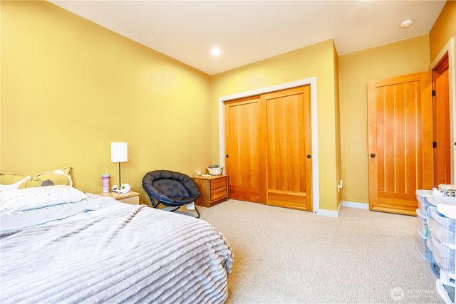 246 Shallow Shore Road, Bellingham, WA 98229