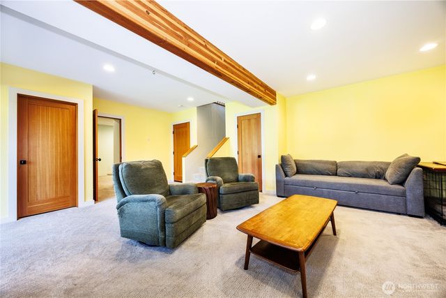 246 Shallow Shore Road, Bellingham, WA 98229