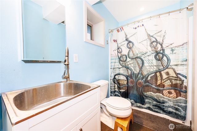 246 Shallow Shore Road, Bellingham, WA 98229