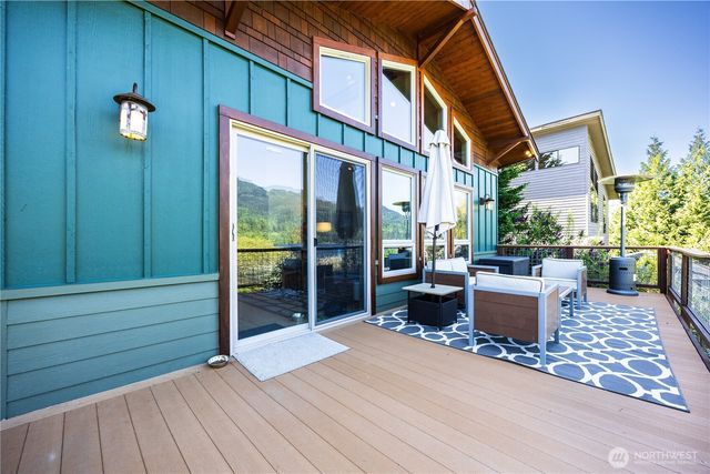 246 Shallow Shore Road, Bellingham, WA 98229