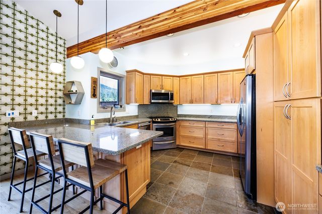 246 Shallow Shore Road, Bellingham, WA 98229