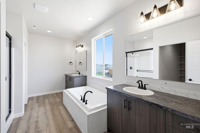 4251 E Rincon Dr, Meridian, ID 83642