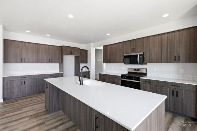 4251 E Rincon Dr, Meridian, ID 83642