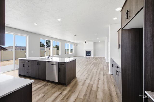 4251 E Rincon Dr, Meridian, ID 83642