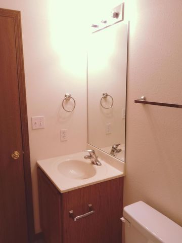 5708 CANAVERAL DR, Columbia, MO 65201