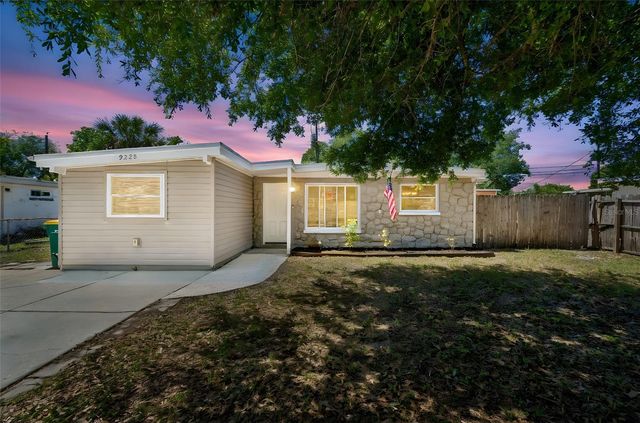 9228 82ND WAY, Seminole, FL 33777