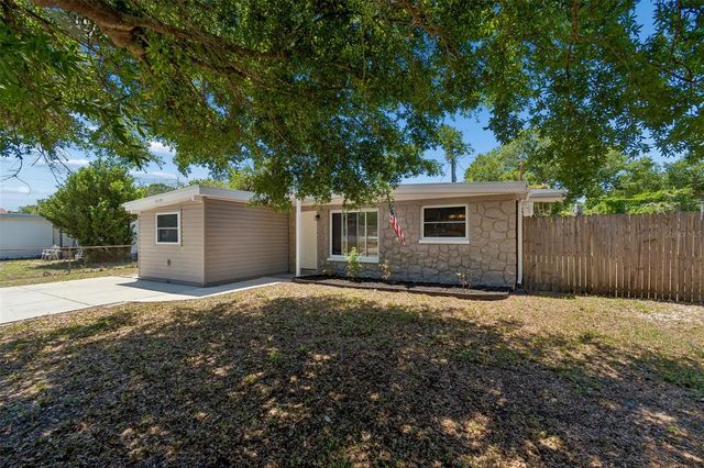 9228 82ND WAY, Seminole, FL 33777