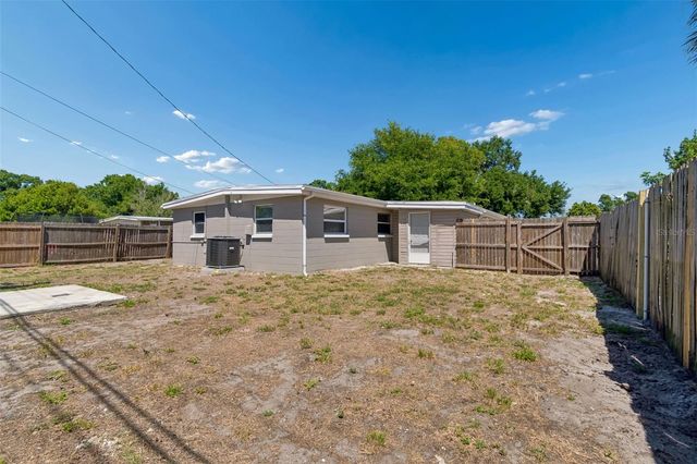 9228 82ND WAY, Seminole, FL 33777