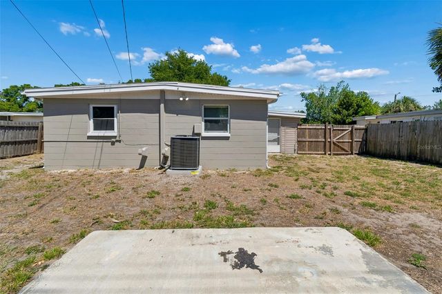 9228 82ND WAY, Seminole, FL 33777