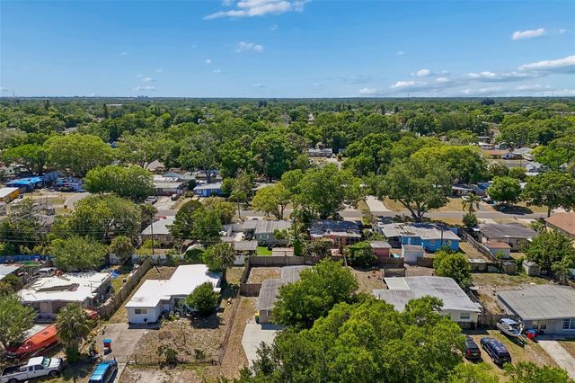 9228 82ND WAY, Seminole, FL 33777