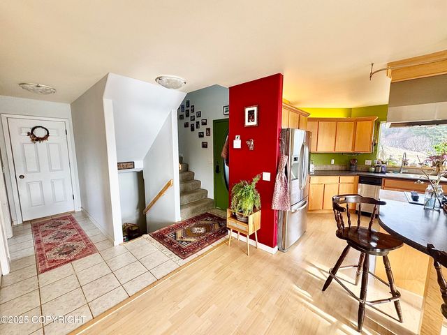 4735 Tamara Street, Homer, AK 99603