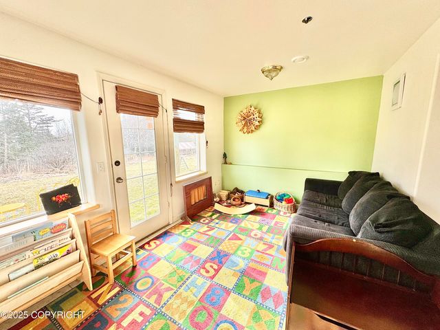 4735 Tamara Street, Homer, AK 99603