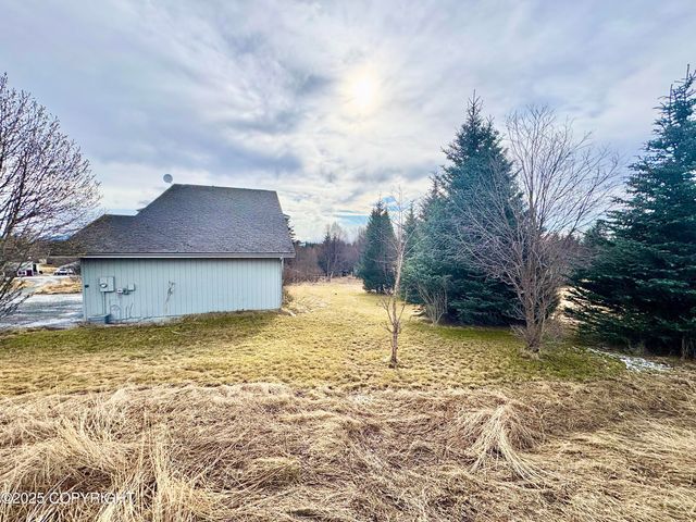 4735 Tamara Street, Homer, AK 99603