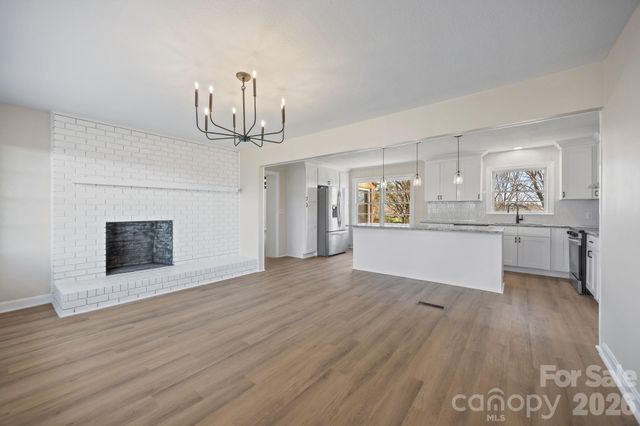 1250 Badgett Road, King, NC 27021