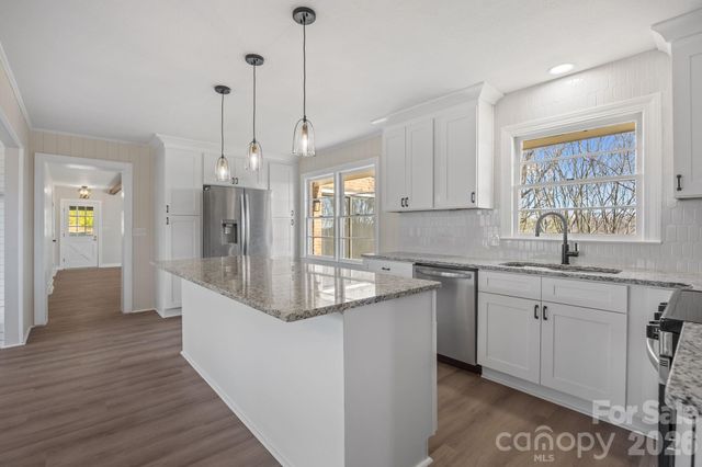 1250 Badgett Road, King, NC 27021