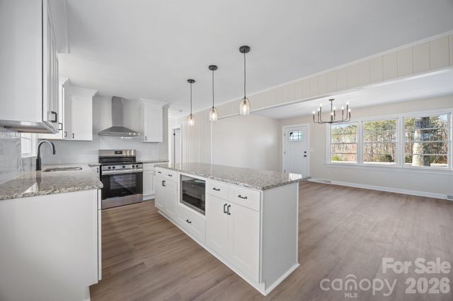 1250 Badgett Road, King, NC 27021