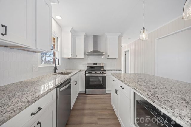 1250 Badgett Road, King, NC 27021