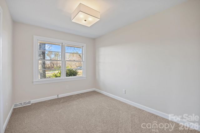 1250 Badgett Road, King, NC 27021