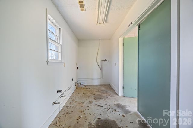 1250 Badgett Road, King, NC 27021